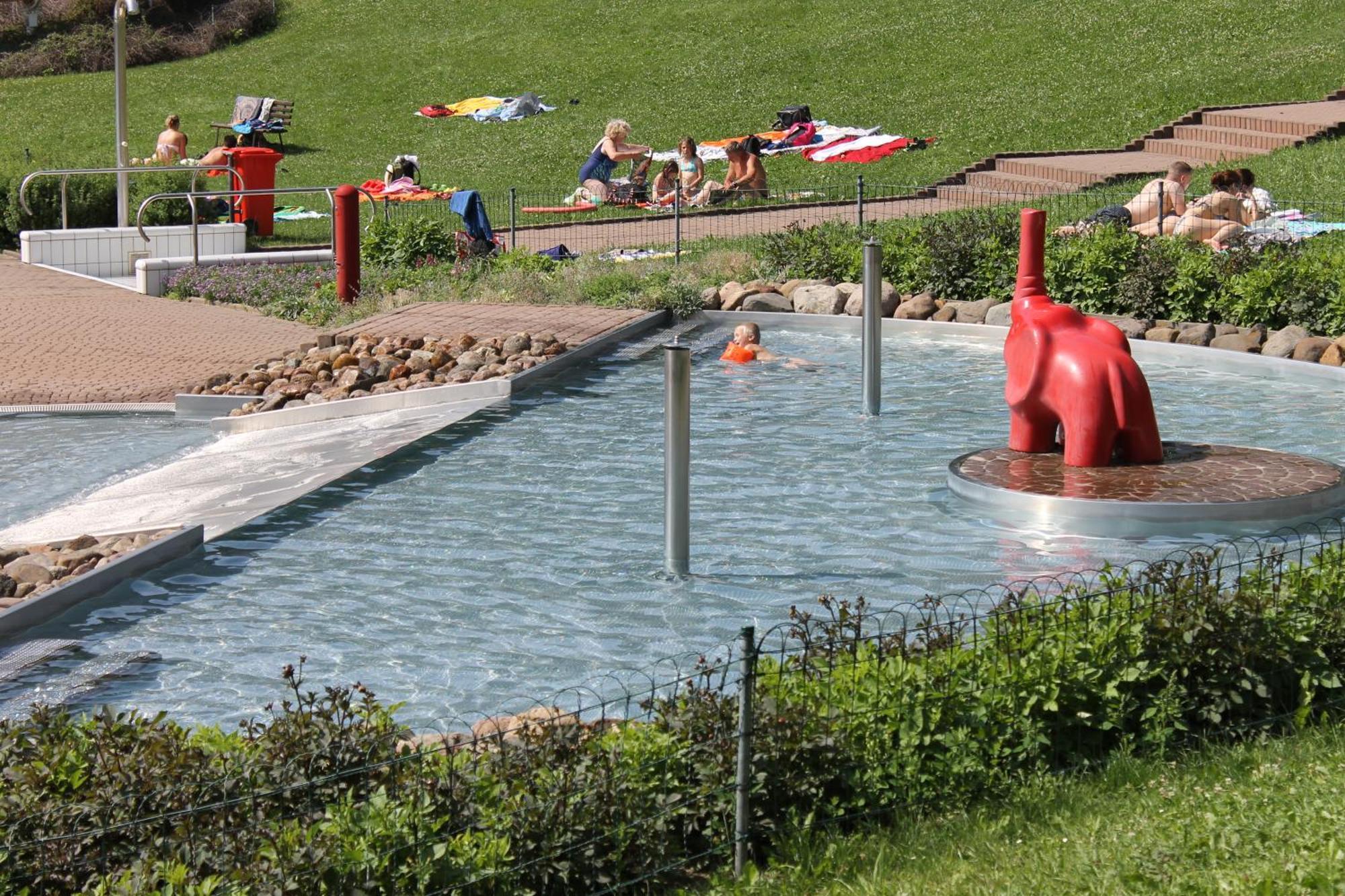 Hotel Bb Bahnhof Bertsdorf Olbersdorf Exteriör bild